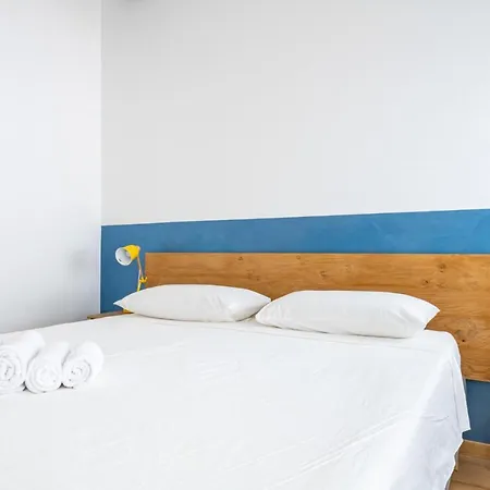 Easylife - Romantico Sulla Darsena * Milan